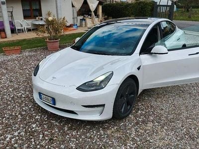 Usata Tesla Model 3 235 kW (320 CV) 2022 Bianco Berlina
