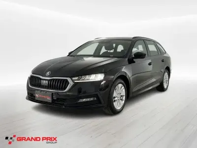 Usata Skoda Octavia Executive 110 CV (80 kW) 2021 Nero Station wagon