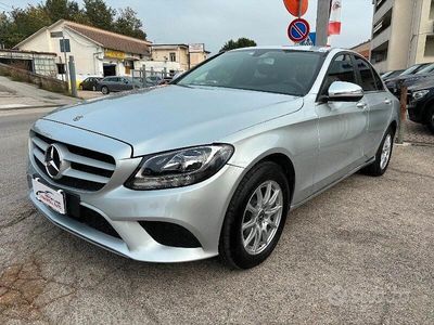 Begagnad Mercedes 180 Business 122 HK (89 kW) 2019 Sedan