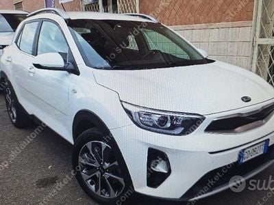 Usata Kia Stonic Urban 100 CV (73 kW) 2020 Bianco SUV