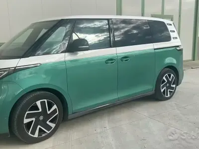 Używany VW ID. Buzz Pro 210 kW (286 KM) 2023 Minivan