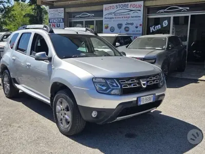 Usado Dacia Duster 110 CV (80 kW) 2017 Gris SUV