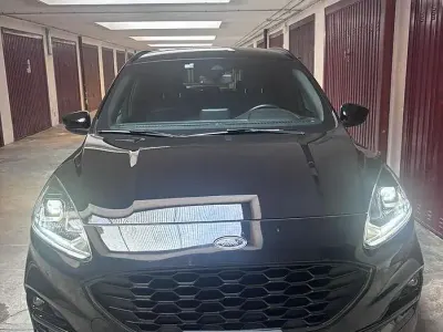 Usata Ford Kuga ST-Line 150 CV (110 kW) 2023 Nero SUV
