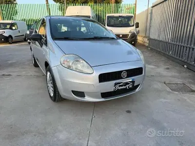 Occasion Fiat Grande Punto 69 PK (50 kW) 2012 Grijs Hatchback