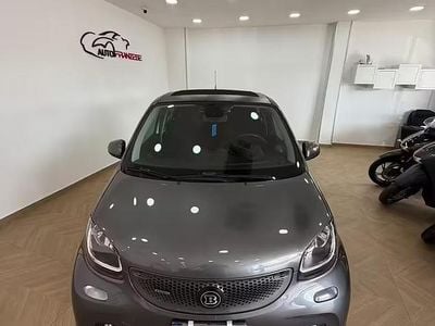 Usata Smart ForFour Prime 89 CV (65 kW) 2017 Grigio Utilitaria