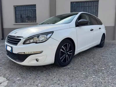 Usata Peugeot 308 Business-Line 92 CV (67 kW) 2015 Bianco Station wagon