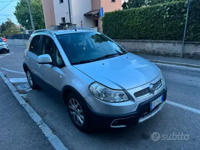 Usata Fiat Sedici 120 CV (88 kW) 2010 SUV