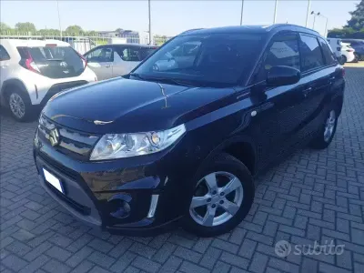 Usata Suzuki Vitara Cool 120 CV (88 kW) 2018 Nero SUV