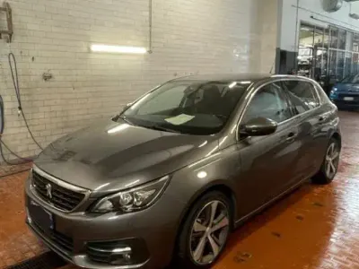 Usata Peugeot 308 Allure 131 CV (96 kW) 2019 Grigio Berlina