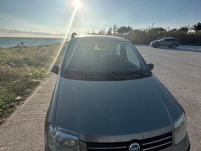 Usata Fiat Panda 70 CV (51 kW) 2006 Utilitaria