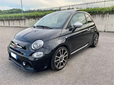 Usata Abarth 595 Turismo 165 CV (121 kW) 2022 Nero Utilitaria