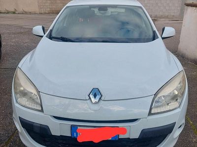 Usata 2010 Renault Mégane III | 3500 € (Buon prezzo)