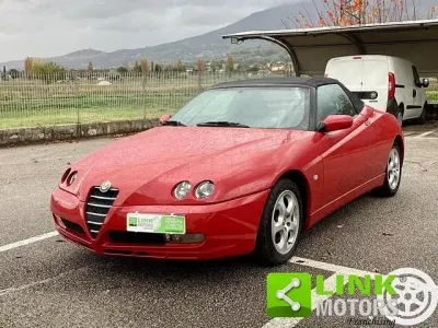Usata Alfa Romeo Spider 150 CV (110 kW) 1995 Rosso Cabrio