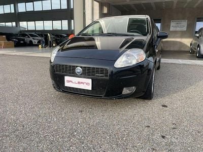 Usata Fiat Grande Punto Emotion 90 CV (66 kW) 2006 Nero Utilitaria