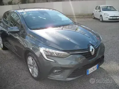 Usata Renault Clio V Equilibre 91 CV (66 kW) 2022 Grigio Berlina