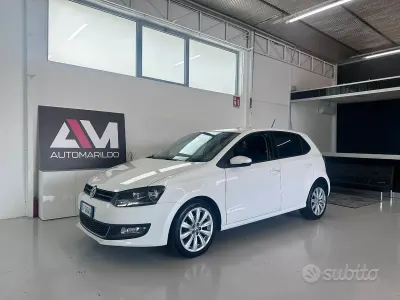 Usata VW Polo Highline 105 CV (77 kW) 2012 Bianco Utilitaria
