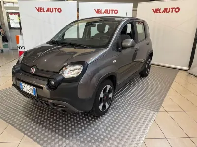 Usata Fiat Panda Cross Cross 71 CV (52 kW) 2022 Grigio Utilitaria