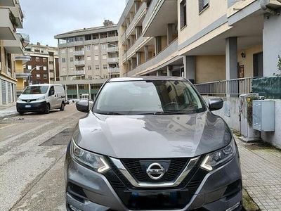 Usata Nissan Qashqai 115 CV (84 kW) 2018 Grigio SUV