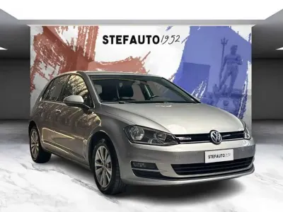 Usata VW Golf VII Comfortline 110 CV (80 kW) 2017 Grigio Berlina