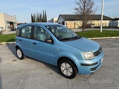 Usata Fiat Panda Active 54 CV (39 kW) 2005 Blu Utilitaria