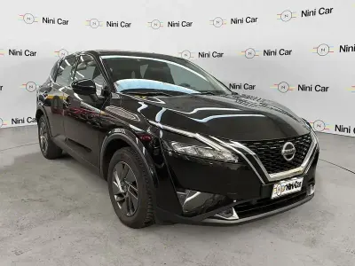 Usata Nissan Qashqai Acenta 140 CV (102 kW) 2022 Nero SUV