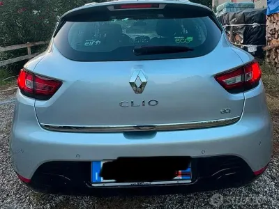Usata Renault Clio 75 CV (55 kW) 2013 Grigio