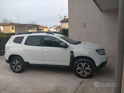 Usata Dacia Duster 90 CV (66 kW) 2023 Bianco SUV