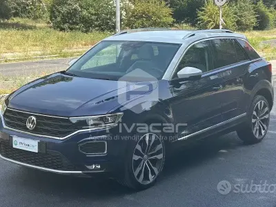 Usata VW T-Roc Style 150 CV (110 kW) 2019 Blu SUV