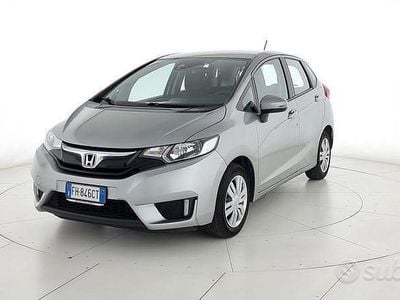 Usata Honda Jazz Comfort 102 CV (75 kW) 2017 Grigio Utilitaria
