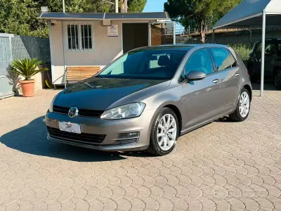 Usata VW Golf VII Highline 110 CV (80 kW) 2015 Grigio Berlina