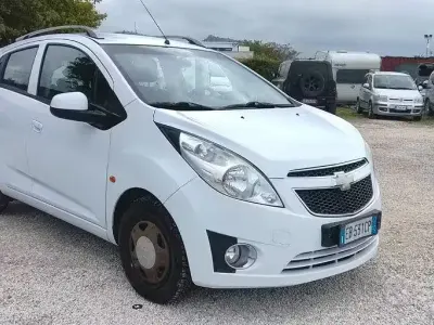 Usata Chevrolet Spark LS 82 CV (60 kW) 2010 Bianco Utilitaria