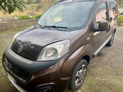Usata Fiat Qubo Trekking 95 CV (69 kW) 2017 Marrone Monovolume