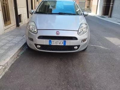 Usata Fiat Punto 75 CV (55 kW) 2013 Grigio Utilitaria