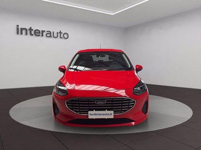 Rosso metallizzato Usata 2023 Ford Fiesta Titanium Berlina | 14.990 € (Buon prezzo)