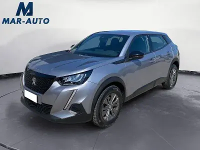 Usata Peugeot 2008 Active 102 CV (75 kW) 2023 Argento SUV