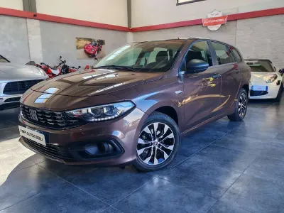 Usata Fiat Tipo Business 131 CV (96 kW) 2021 Marrone Station wagon