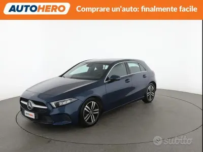 Usata Mercedes A180 116 CV (85 kW) 2021 Blu Berlina