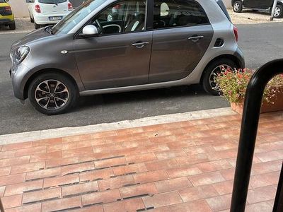 Grigio Usata 2015 Smart ForFour Passion Utilitaria | 9000 € (Cara)