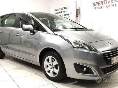 Usata Peugeot 5008 Active 115 CV (84 kW) 2014 Grigio Monovolume