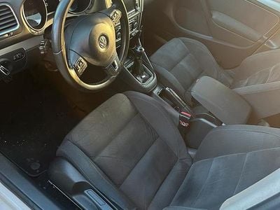 Usata VW Golf VI Highline 105 CV (77 kW) 2011 Bianco Utilitaria