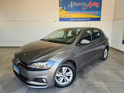 Usata VW Polo Comfortline 90 CV (66 kW) 2018 Grigio Utilitaria