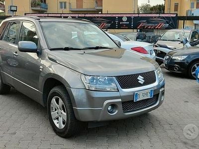 Usata Suzuki Grand Vitara 129 CV (94 kW) 2007 Grigio SUV