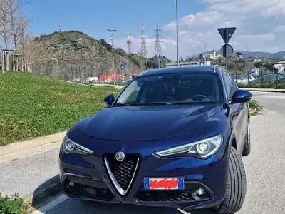 Usata Alfa Romeo Stelvio Business 210 CV (154 kW) 2018 Blu SUV