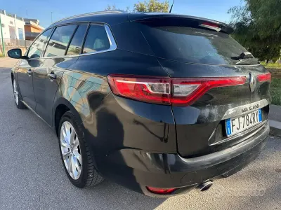 Usata Renault Mégane GrandTour 110 CV (80 kW) 2017 Nero Station wagon
