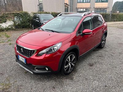 Usata Peugeot 2008 99 CV (72 kW) 2017 Rosso SUV