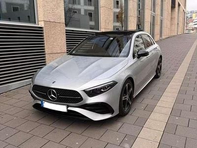 Käytetty Mercedes A250 Premium 224 HP (164 kW) 2023 Hopea Sedan