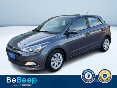Usata Hyundai i20 75 CV (55 kW) 2017 Grigio scuro metallizzato Berlina