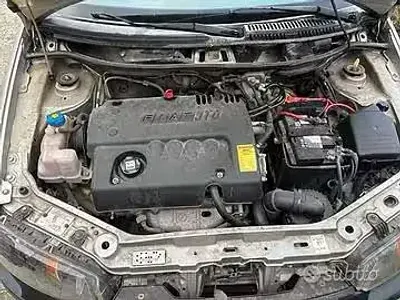 Usata Fiat Punto 60 CV (44 kW) 1999 Berlina