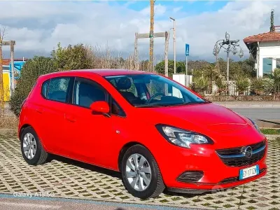 Usata Opel Corsa 70 CV (51 kW) 2015 Rosso Utilitaria