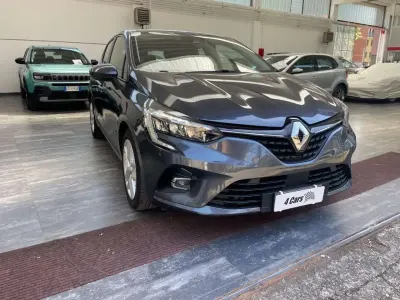 Usata Renault Clio V Business 101 CV (74 kW) 2022 Grigio scuro Berlina